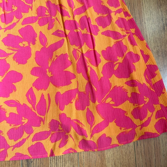 Sundress - Picture 3 of 8